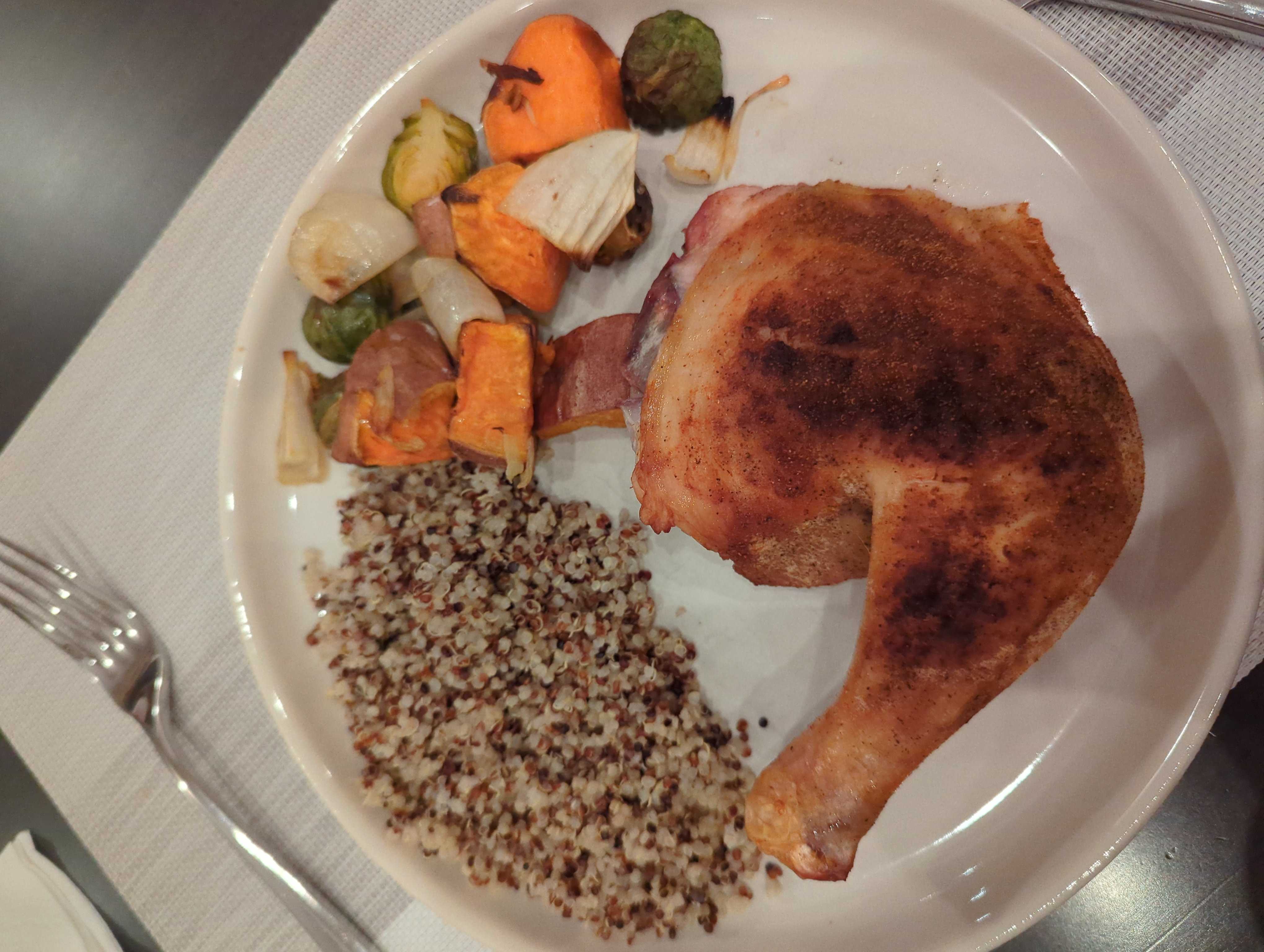 Healthy Tricolor Quinoa Roasted Chicken Thigh Recipe