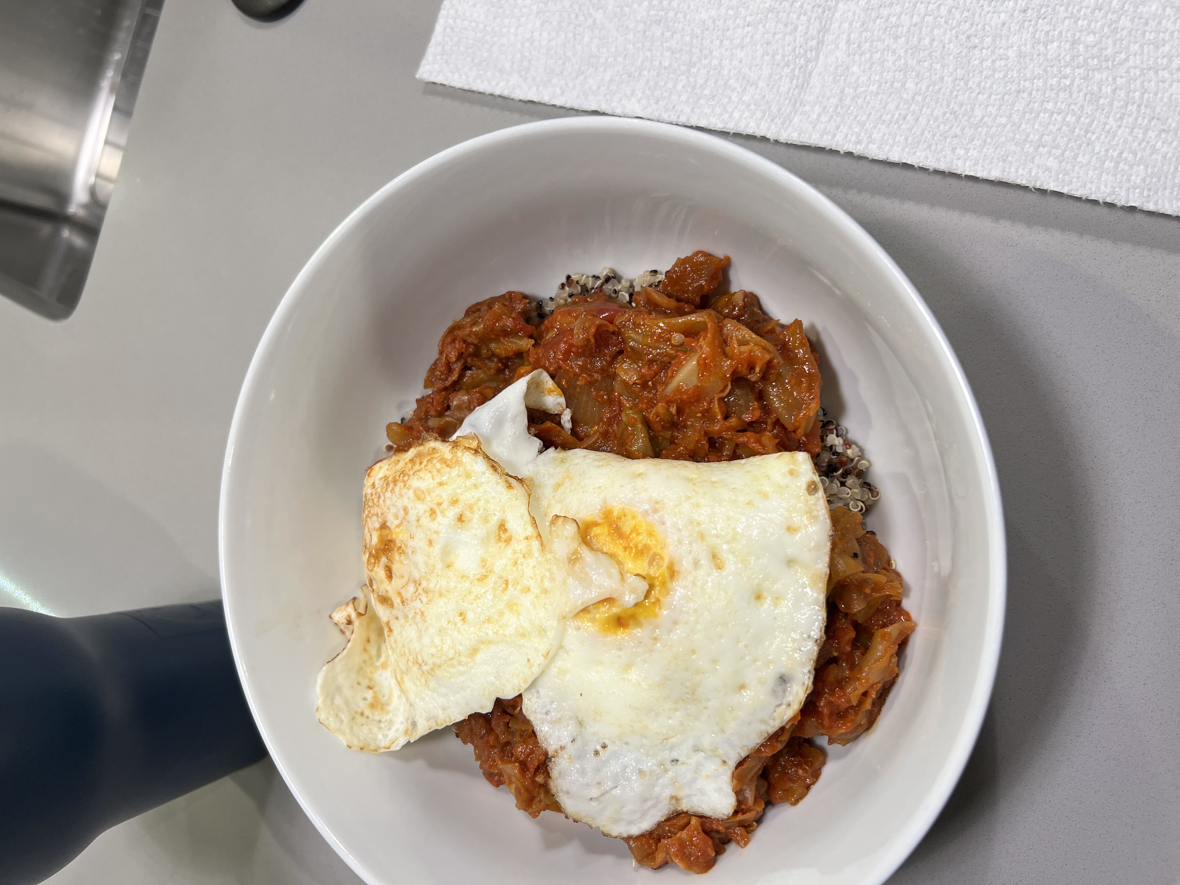 Healthy Quinoa Bowl with Braised Cabbage and Eggs Recipe