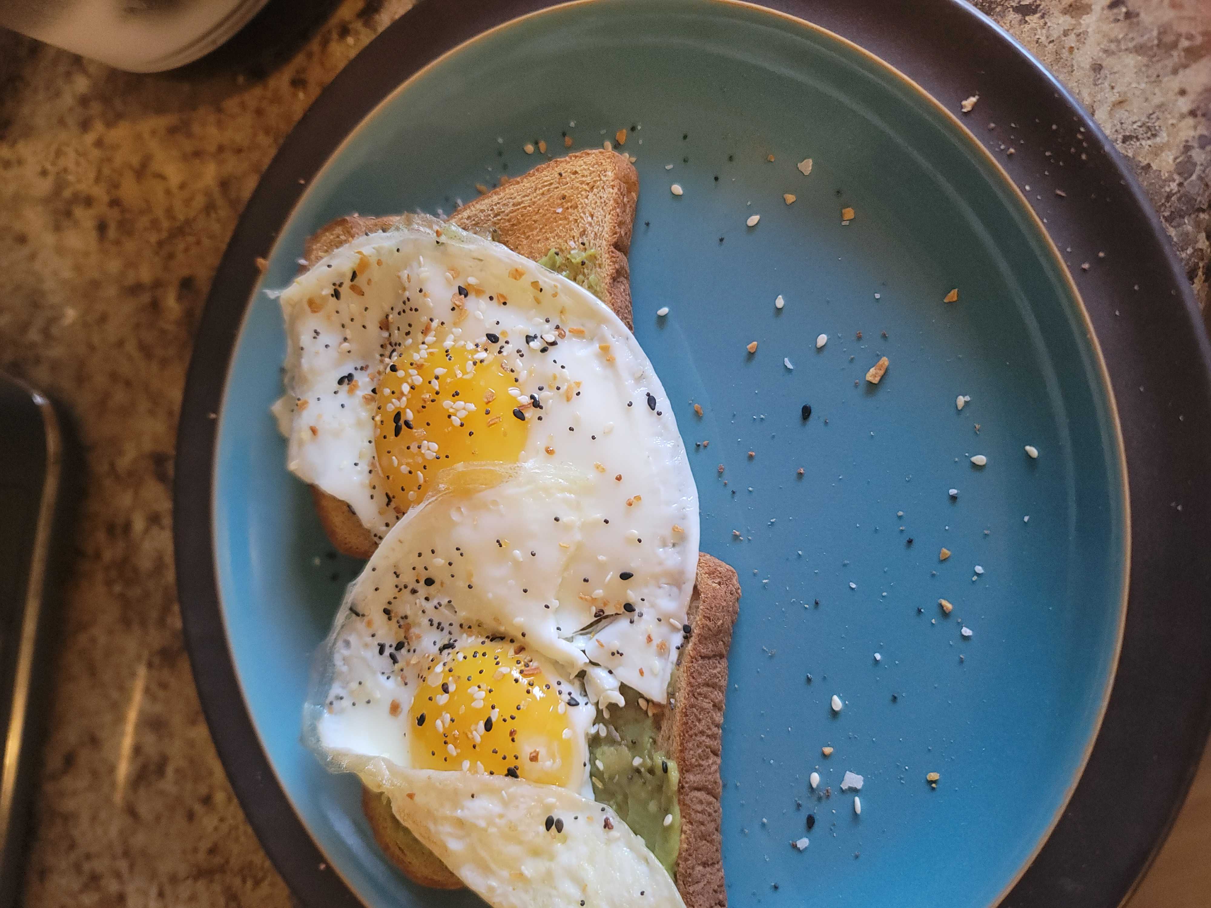 Healthy Avocado Toast with Egg Recipe