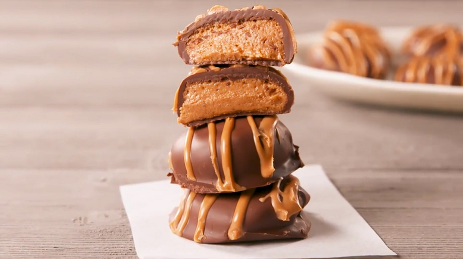 keto-peanut-butter-cookies-Christmas-dessert
