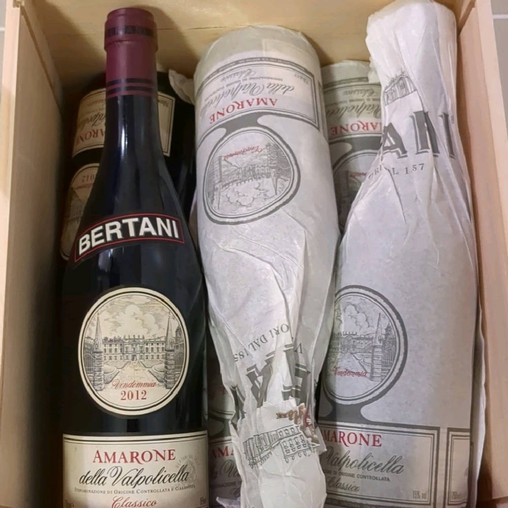 Bertani Amarone 2012 6Flaschen in Holzbox