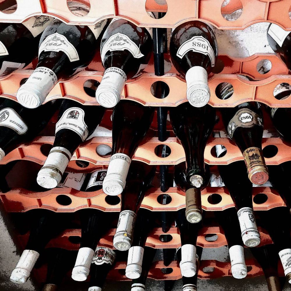 Weinsammlung mit ca. 110 Flaschen der Jahrgänge 1952 - 2008