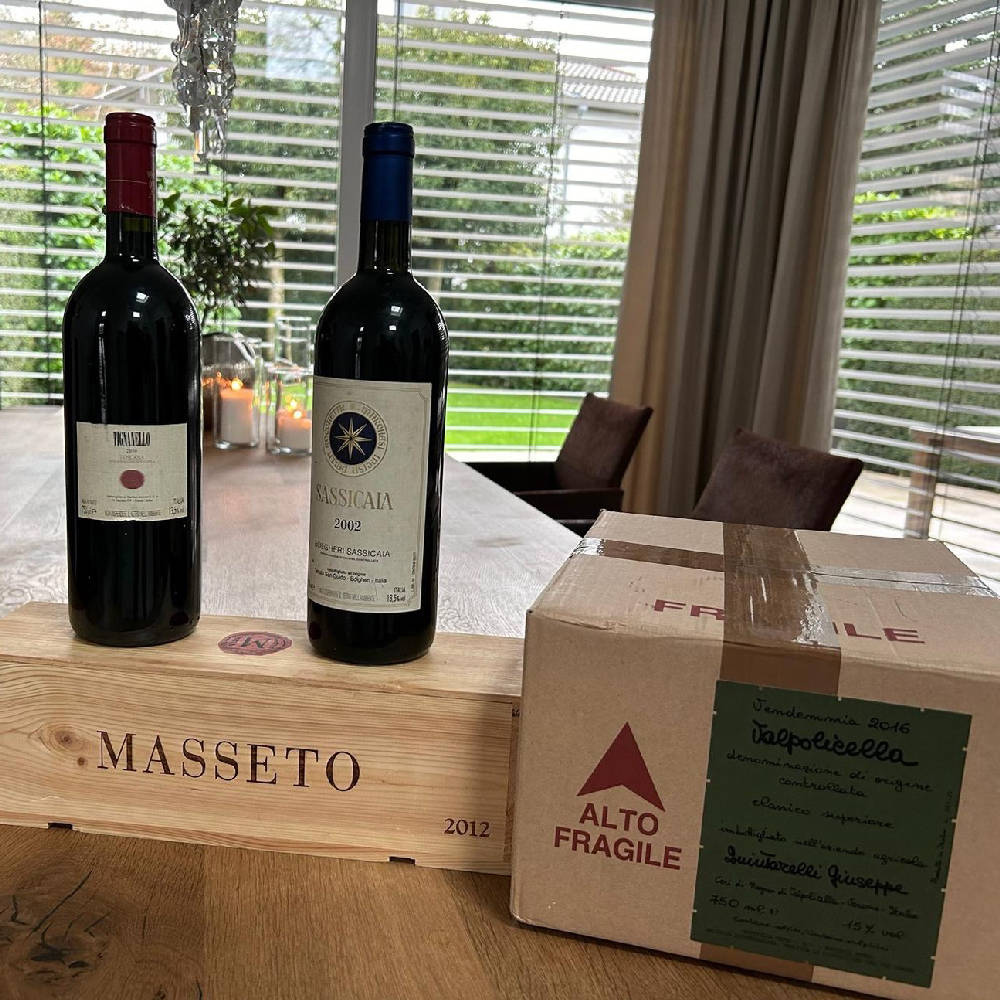 Masseto  2012, Sassicaia 2002, Tignagnello 2000, Qiunterelli 6* 0,75 2016