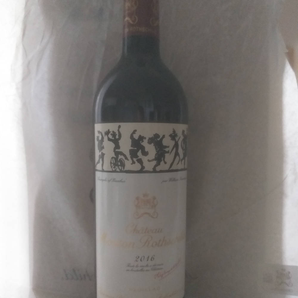 2016 Mouton Rothschild 1er G.C.C. , 0,75 Liter Flasche mit Seidenpapier aus OHK .