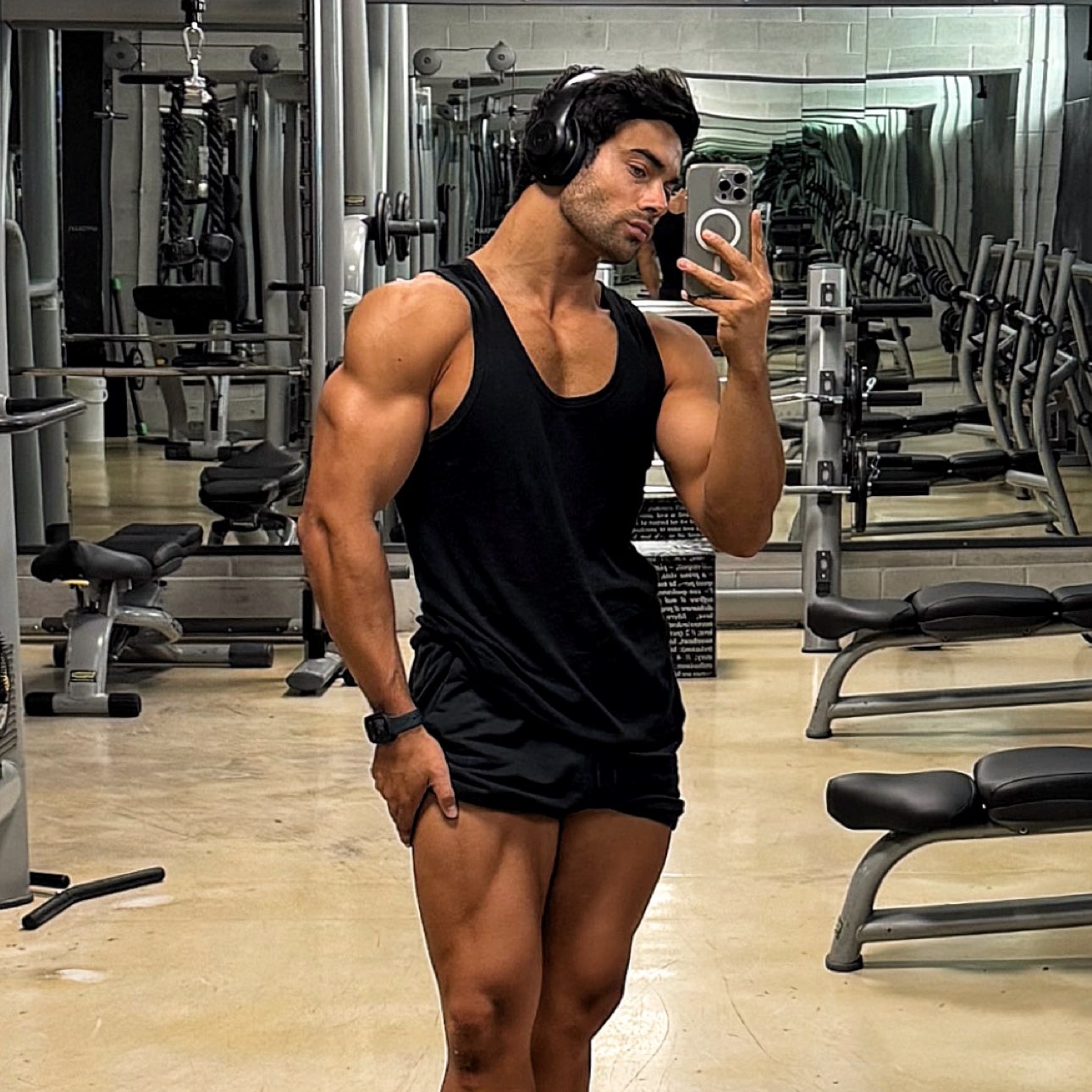 Andrea Fragali's avatar