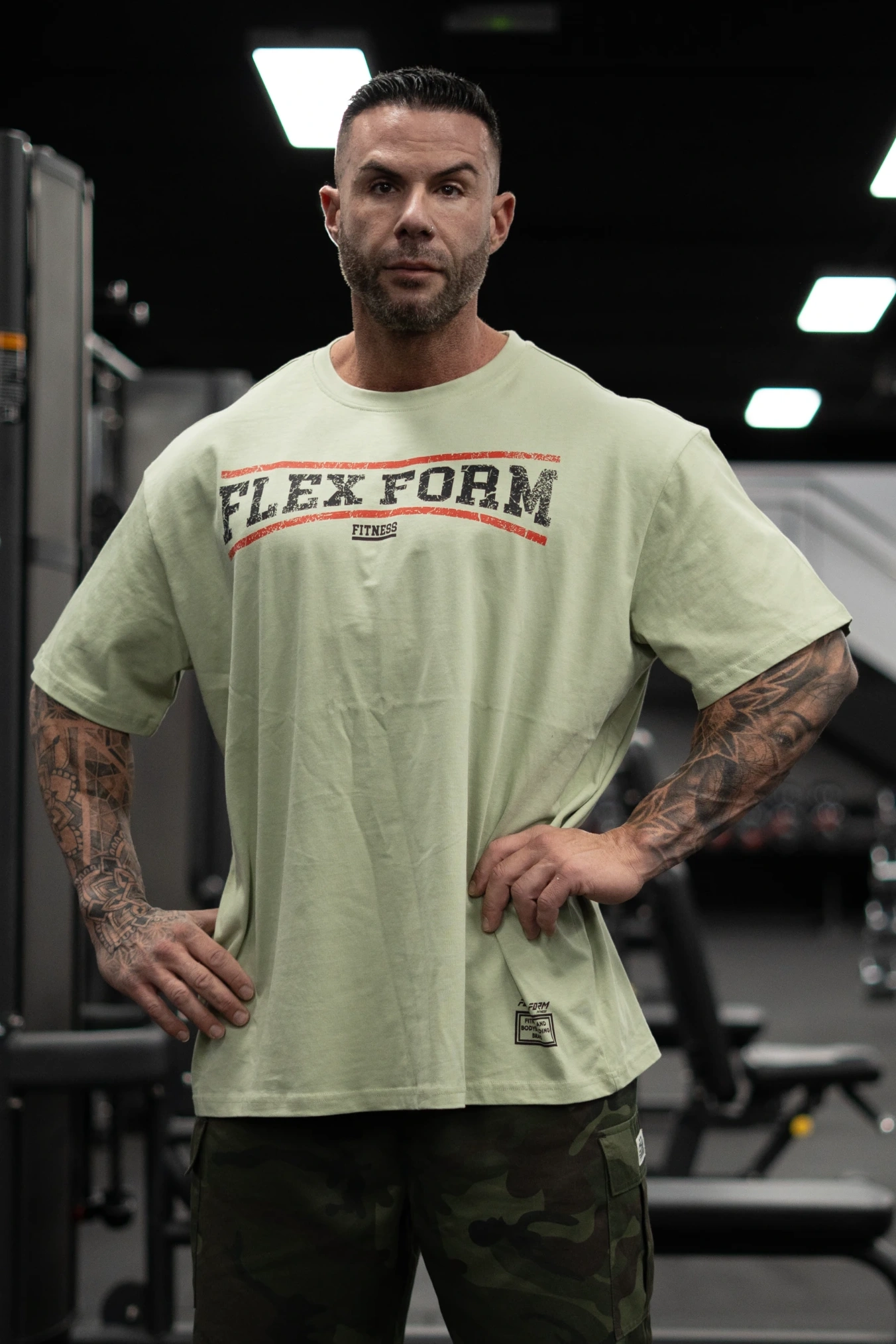 T-Shirt OVERSIZE THAT IS STRENGTH Men - Vista 1
