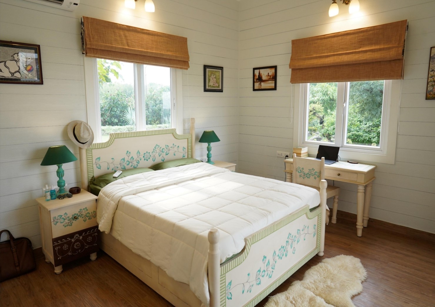 Birdwatcher's Ecological Retreat - Studio Cottage -1