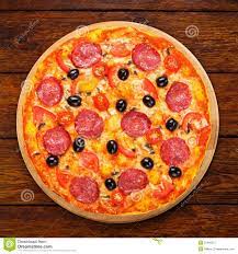 Pizza Peperoni Salami