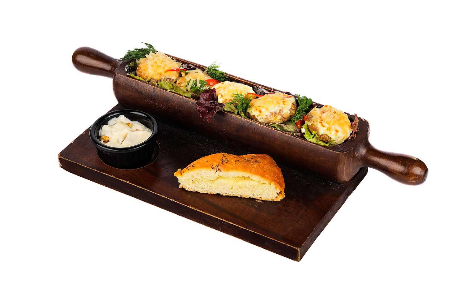 Beef Bacon Stuffed Mushroom