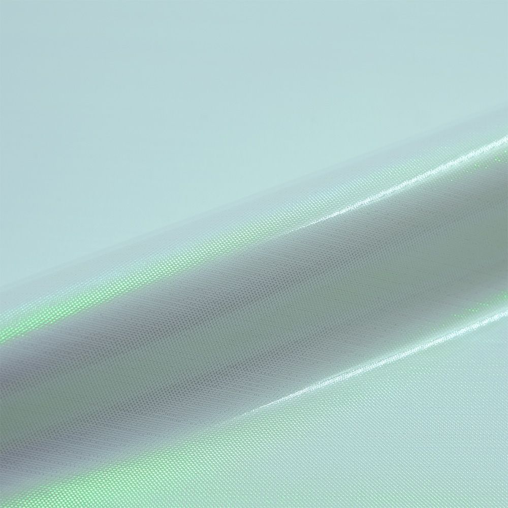 AU0001-white