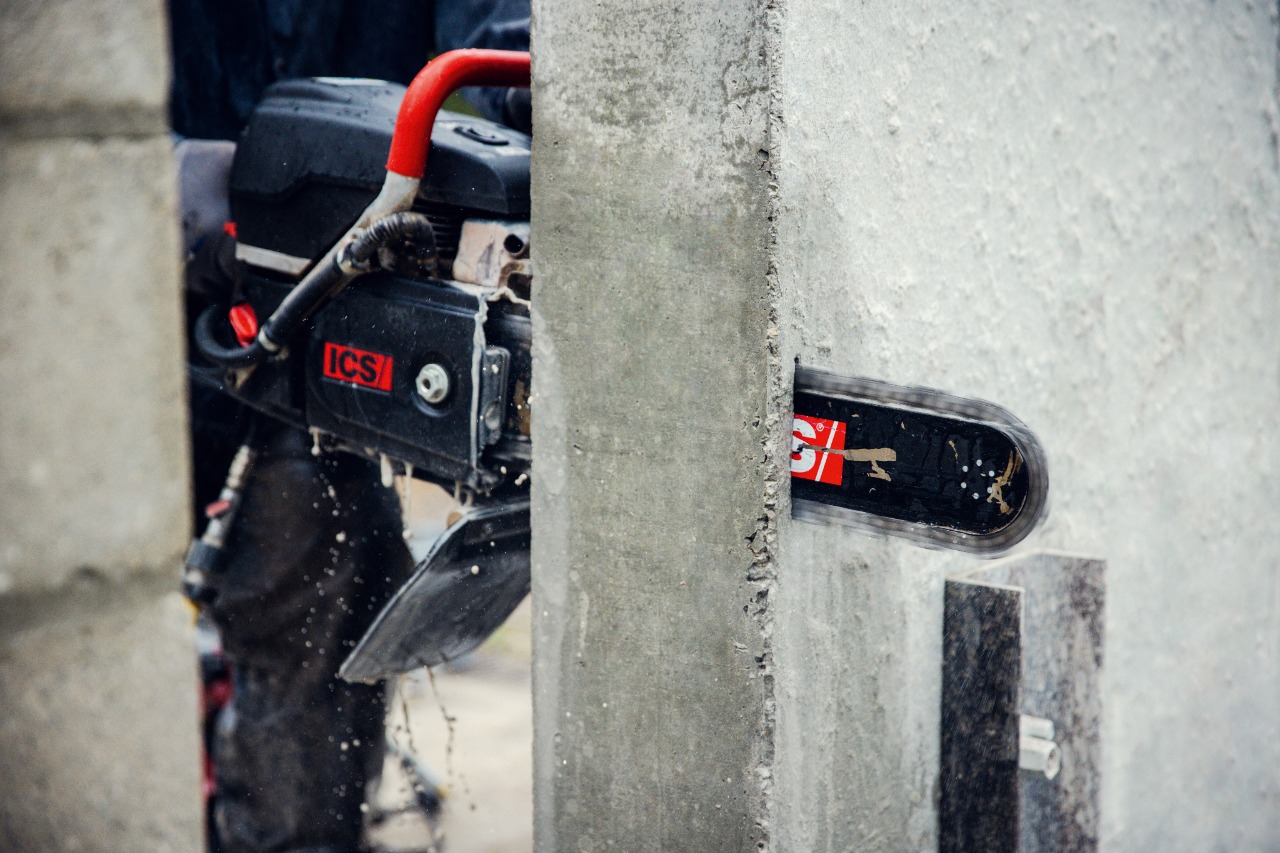 ICS, Oregon Tool Europe SA logo