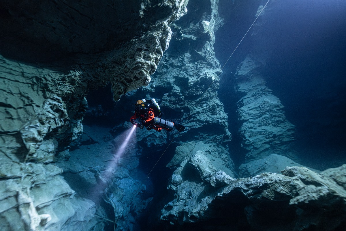 Rebreather duiken, diepe duiken en exploratie duiken Belgische leisteenmijnen