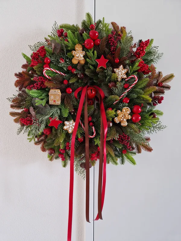 Roter Lebkuchen – Wintertürkränz
