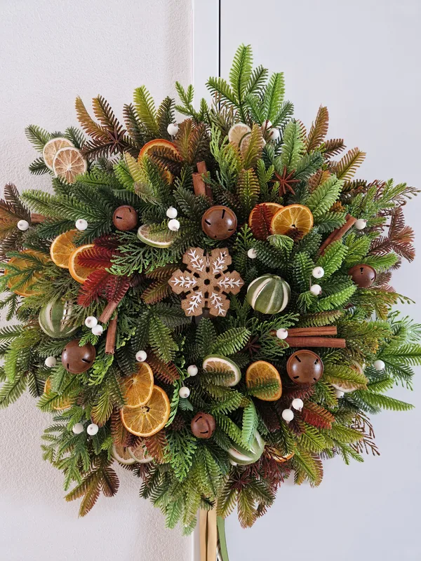Duftender Genuss – Winterlicher Türkränz