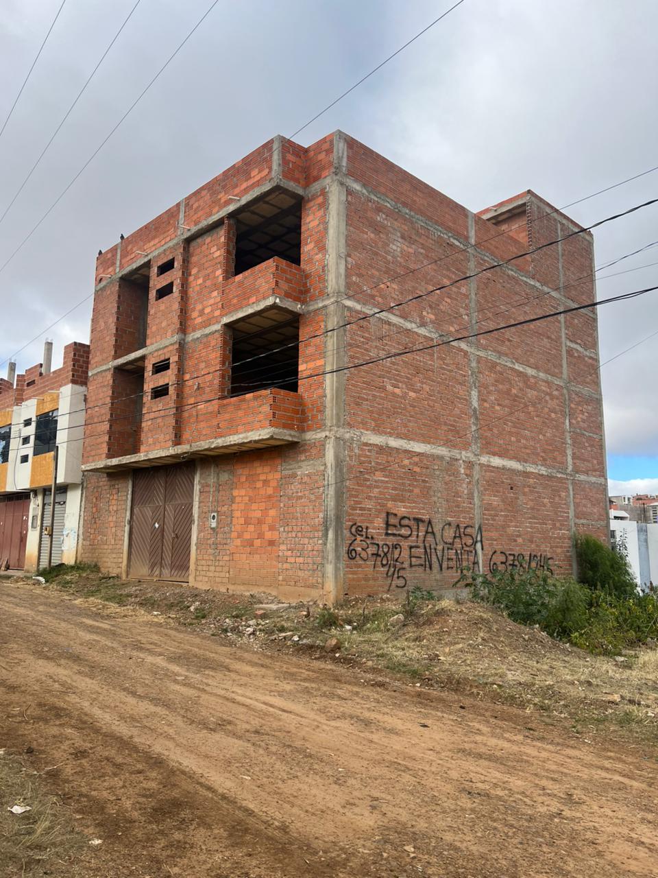 Casa en TUCSUPAYA - EX AEROPUERTO - Sucre