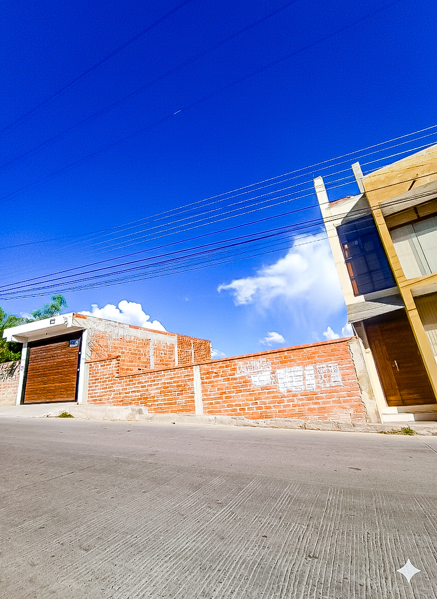 Lote en AV. 2001 - Sucre