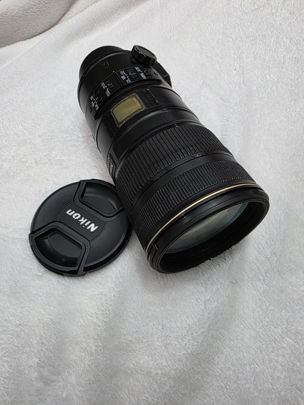 Nikon 70-200mm f/2.8G ED VR II AF-S Nikkor Zoom Lens