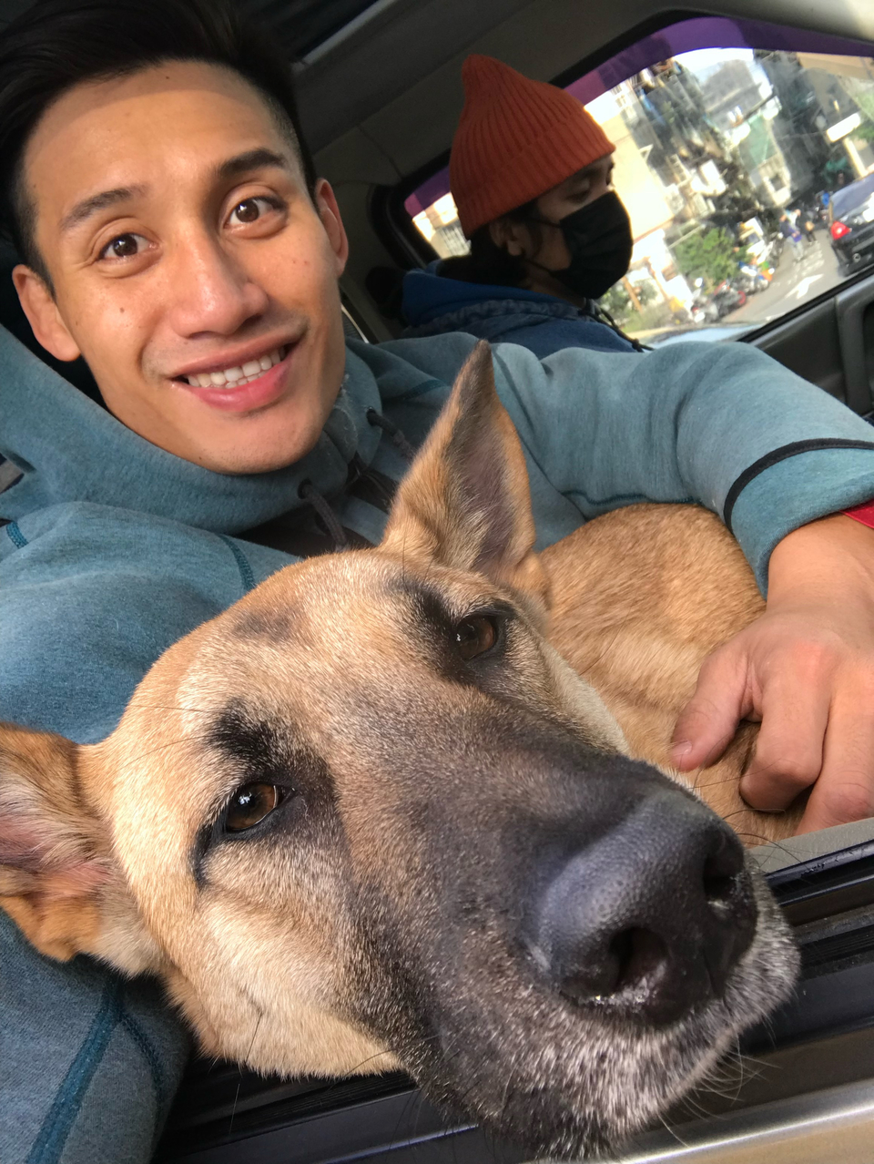 照顧狗狗15年經驗，非常喜歡狗狗春節期間也可 - Description 4