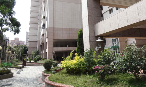 Bonjour的家💕｜逢甲、水湳、文華高中《住宿下單區》