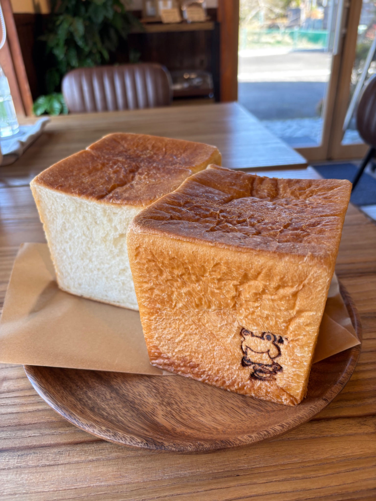 はじまり食パン