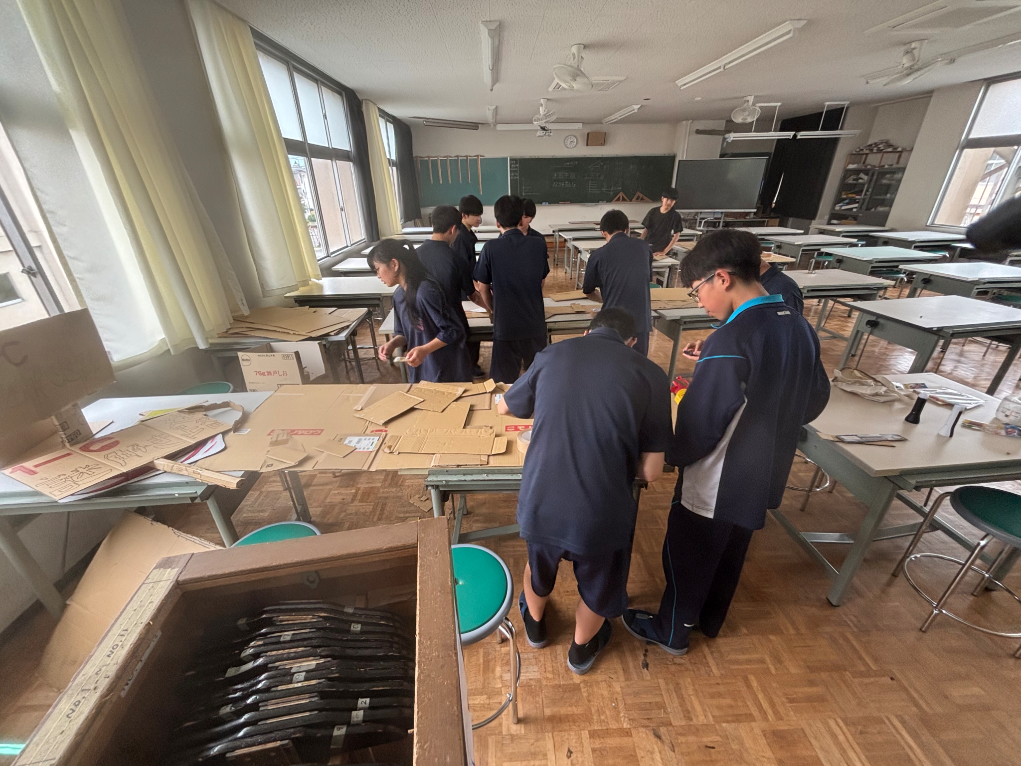 みんなで準備中