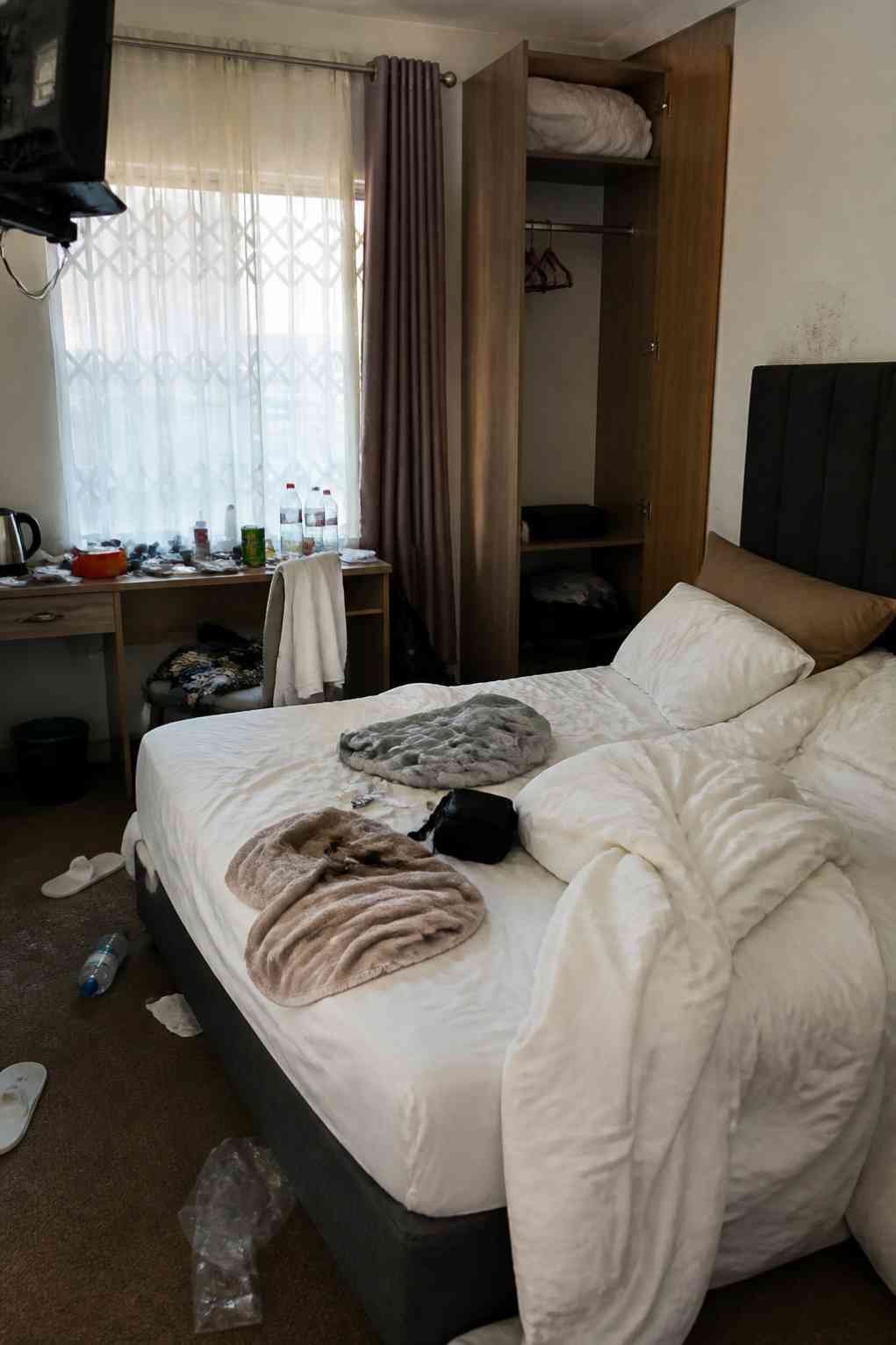 Bedroom before cleaning