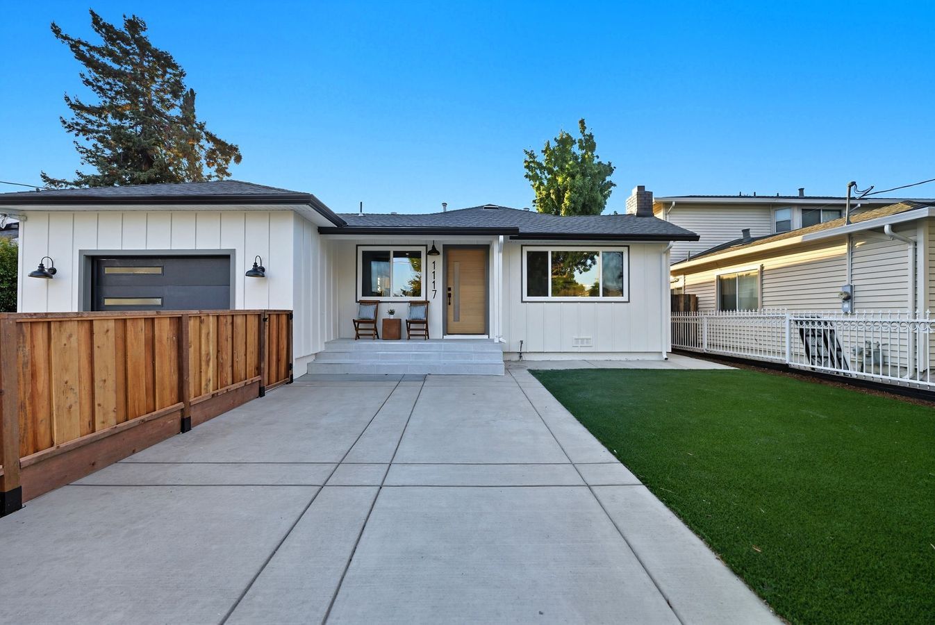 01-1117-henderson-ave