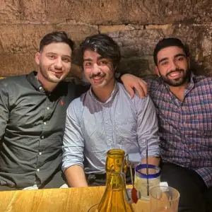 Hi :) My name is Sam Chahine and I love building amazing resources that help you create anything you want!