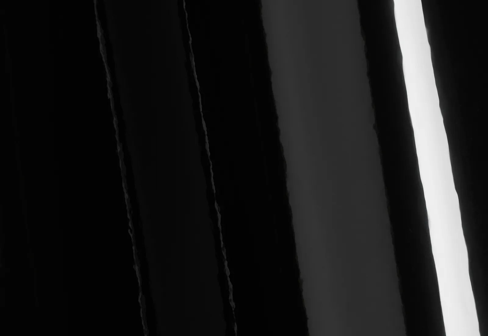AVERY CWF GLOSS BLACK G81 bild 1