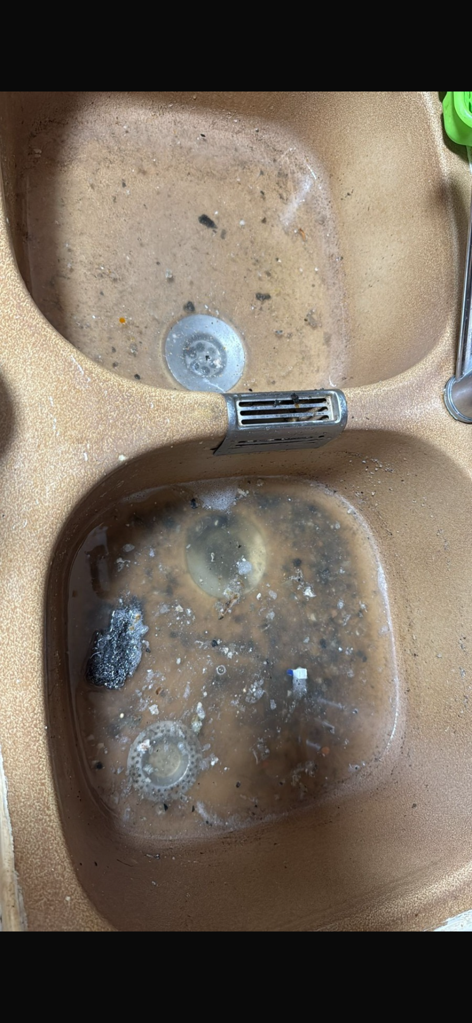 Desatasco de fregadero cocina real