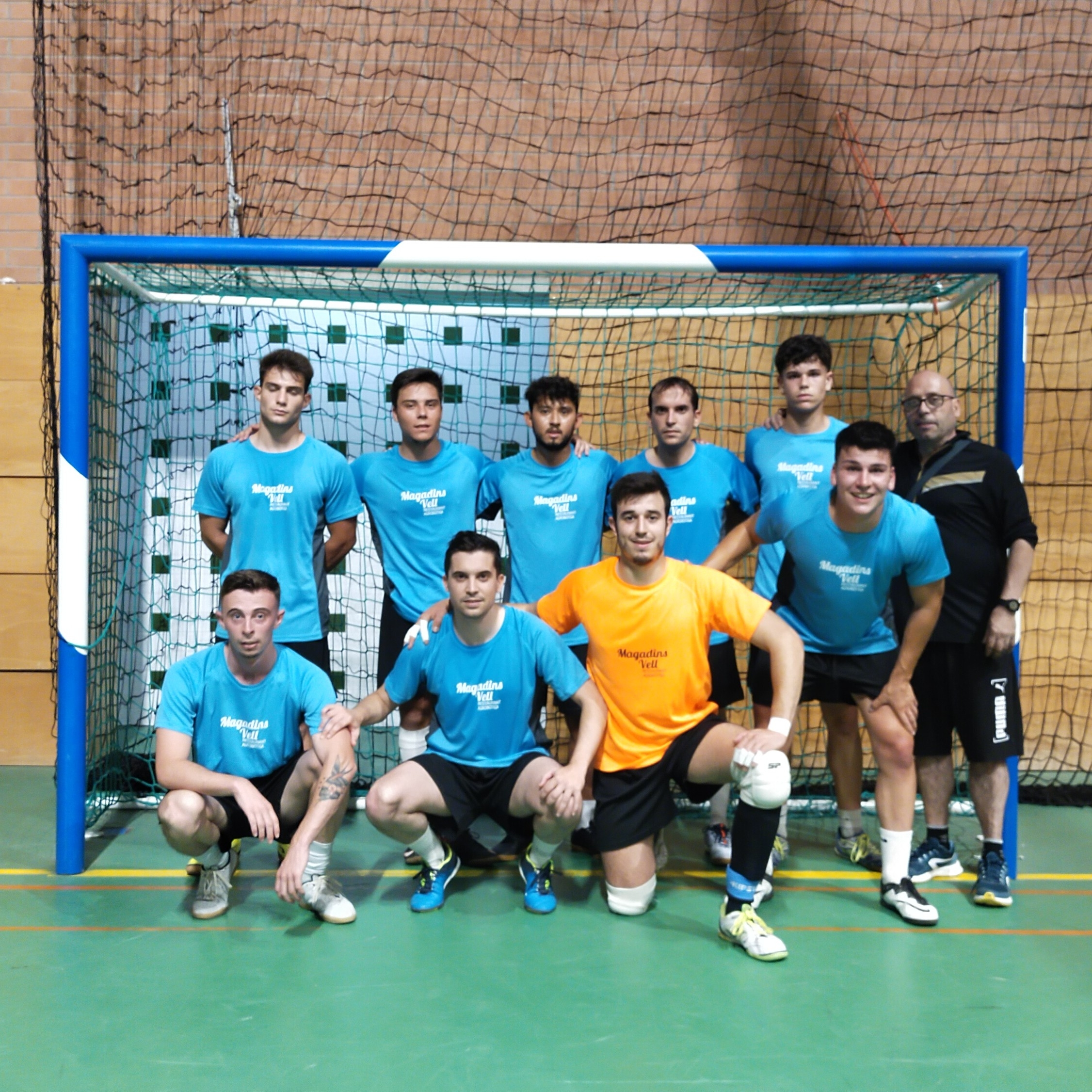 MAGADINS VELL RESTAURANT