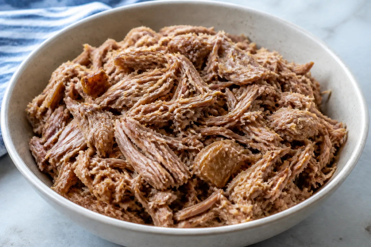 Kālua-inspireret pulled pork – ærlig hjemmeversion