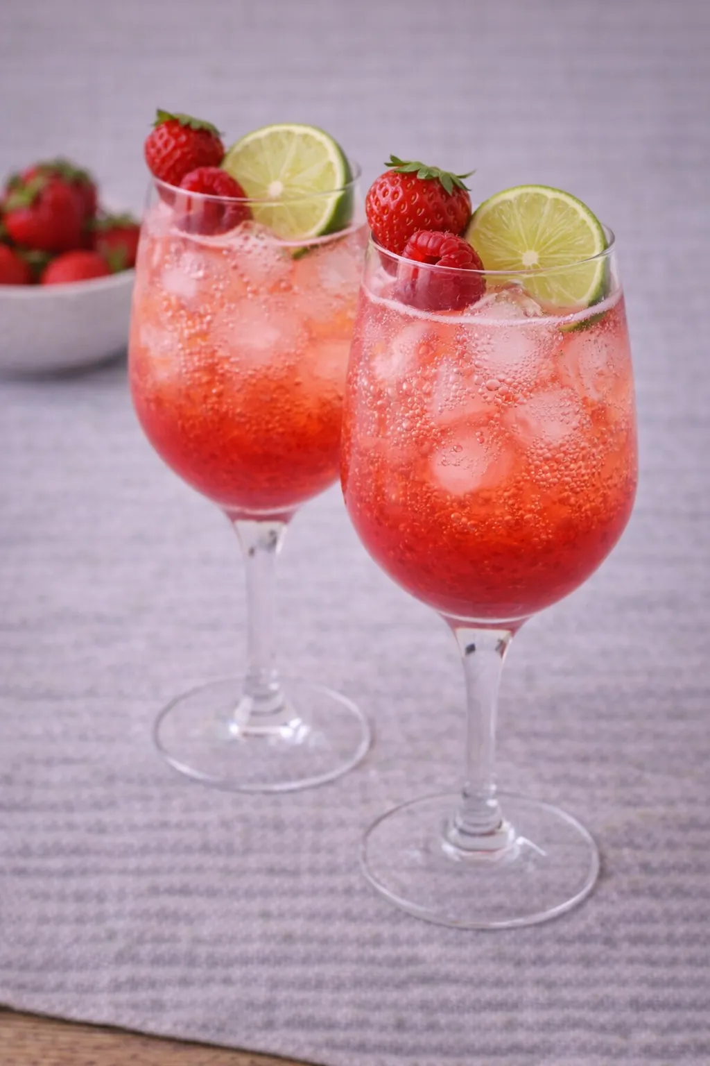 Jordbær- og lime-mocktail | Nordmad