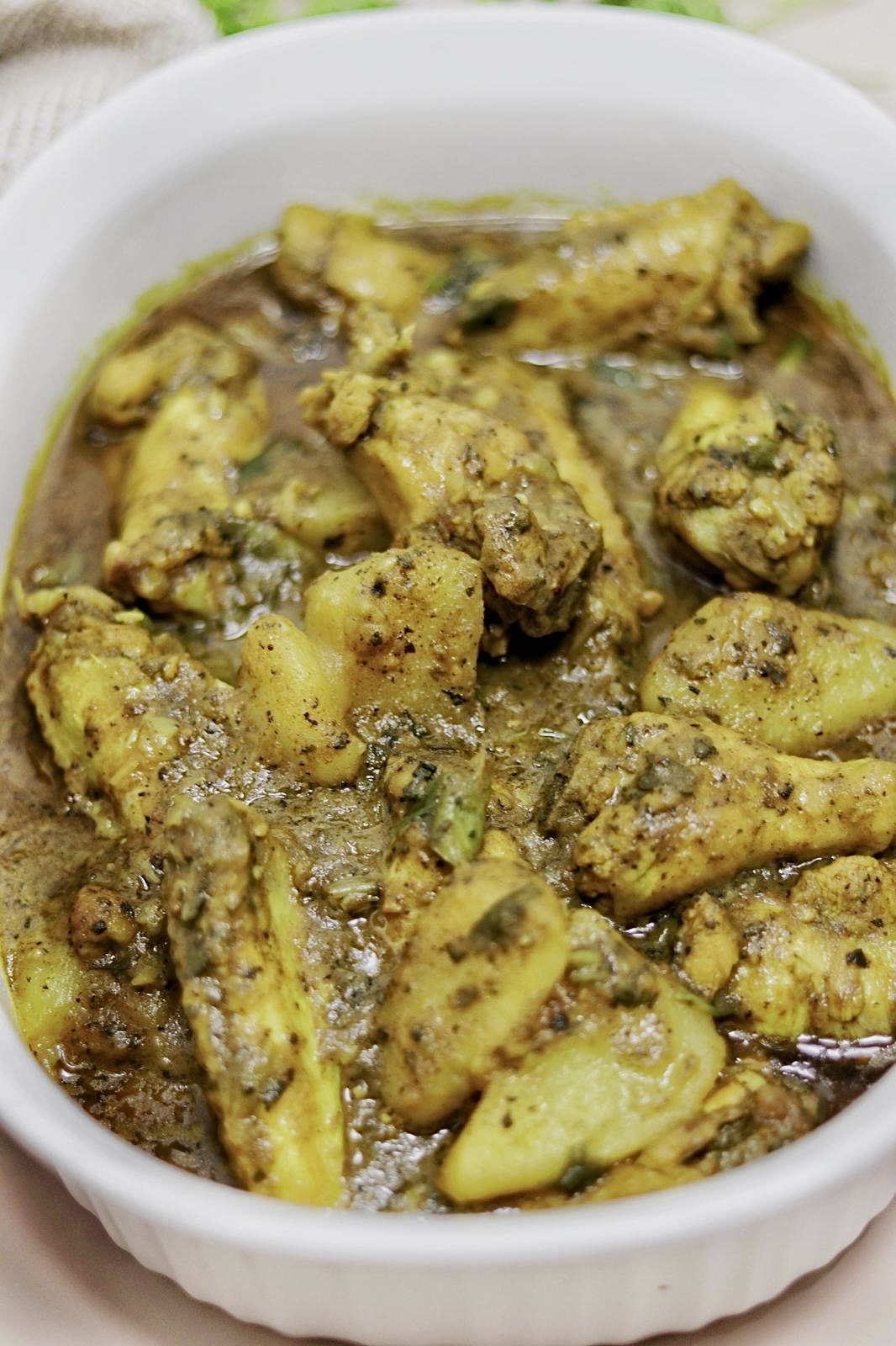 Guyanese Chicken Curry (Curry Chicken)