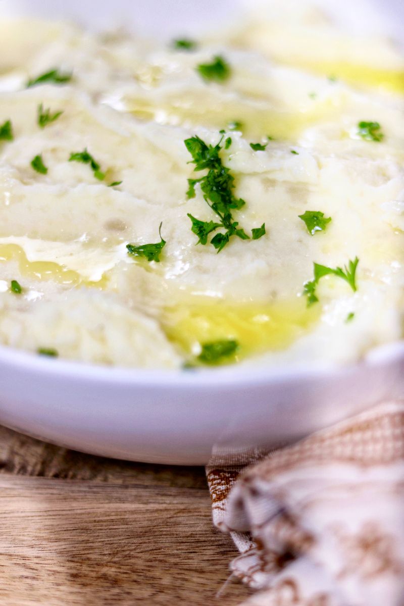Creamy Garlic Mashed Potatoes – Perfect for the Holidays