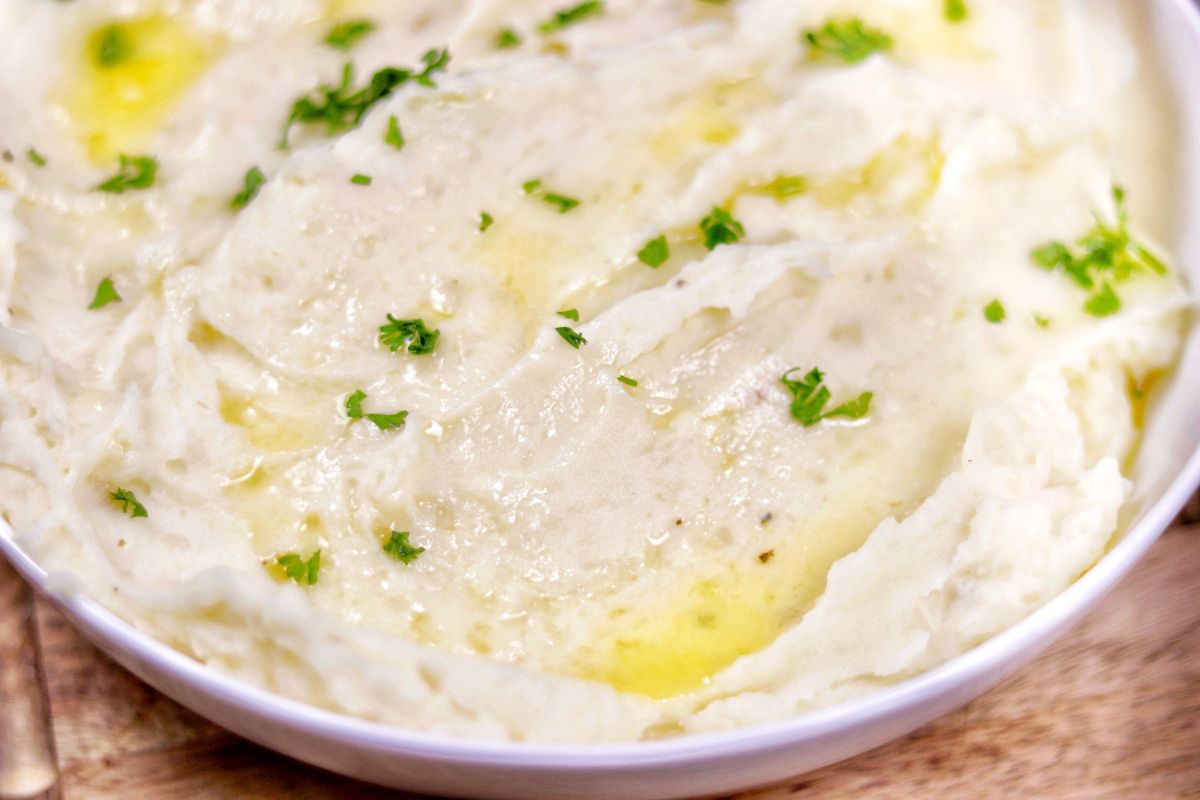 Creamy Garlic Mashed Potatoes – Perfect for the Holidays