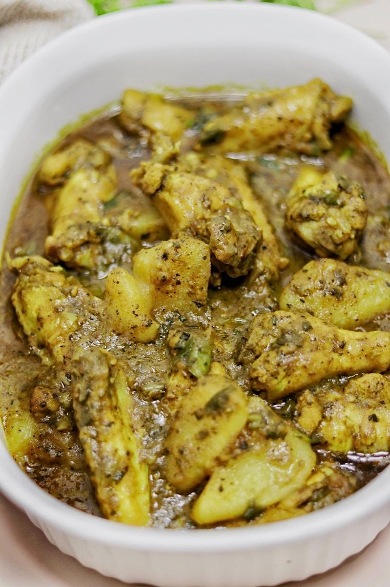 Guyanese Chicken Curry (Curry Chicken)