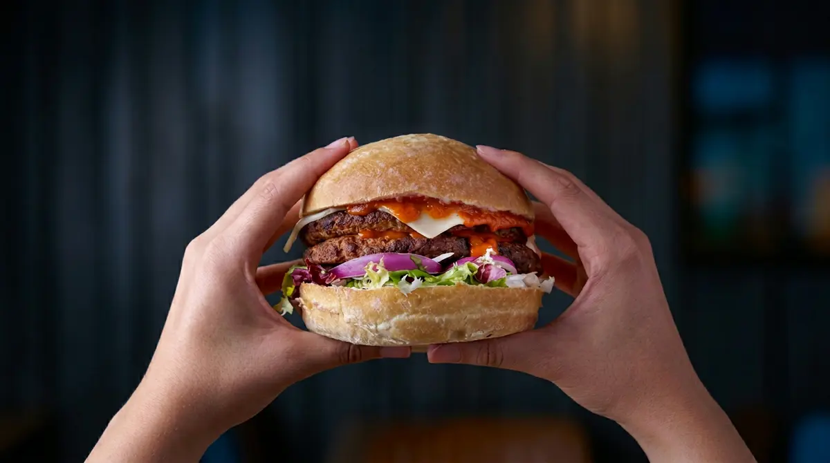 2x1 en hamburguesas con patatas en Greek and Shop