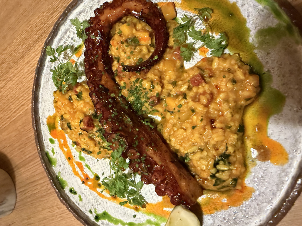 Pirmą kartą užsisakiau čiuptuvą, tai skaitykit su žiupsneliu druskos. Draugė min