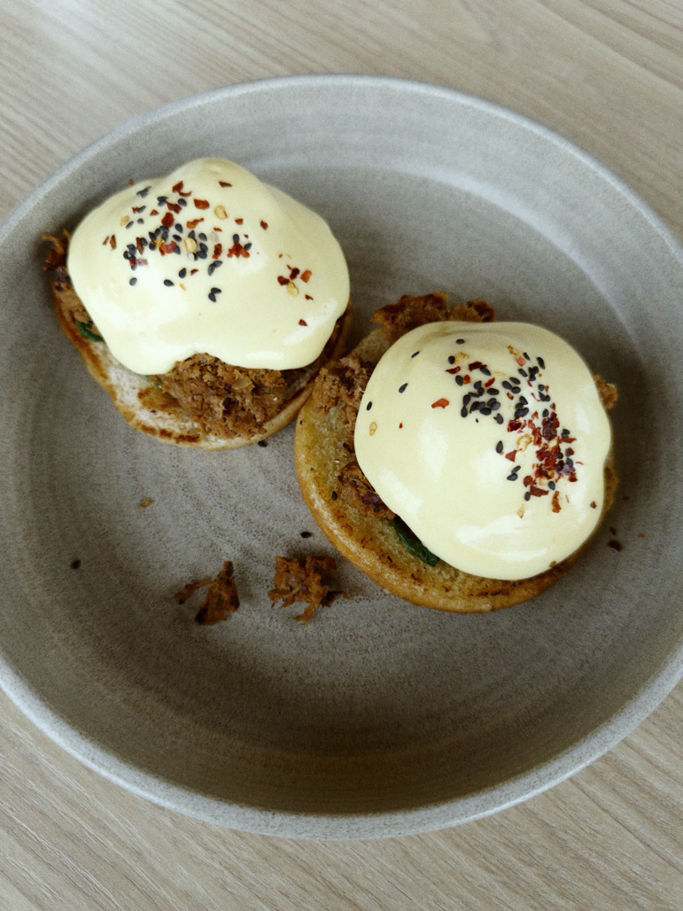 Nėra, kad kvapą gniaužiantis patiekalas, bet kokybiški Benediktai, mano nuomone 
