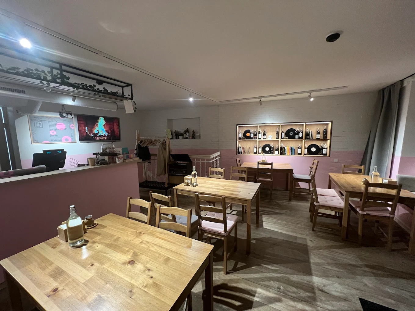 Vynas ir čeburėkai