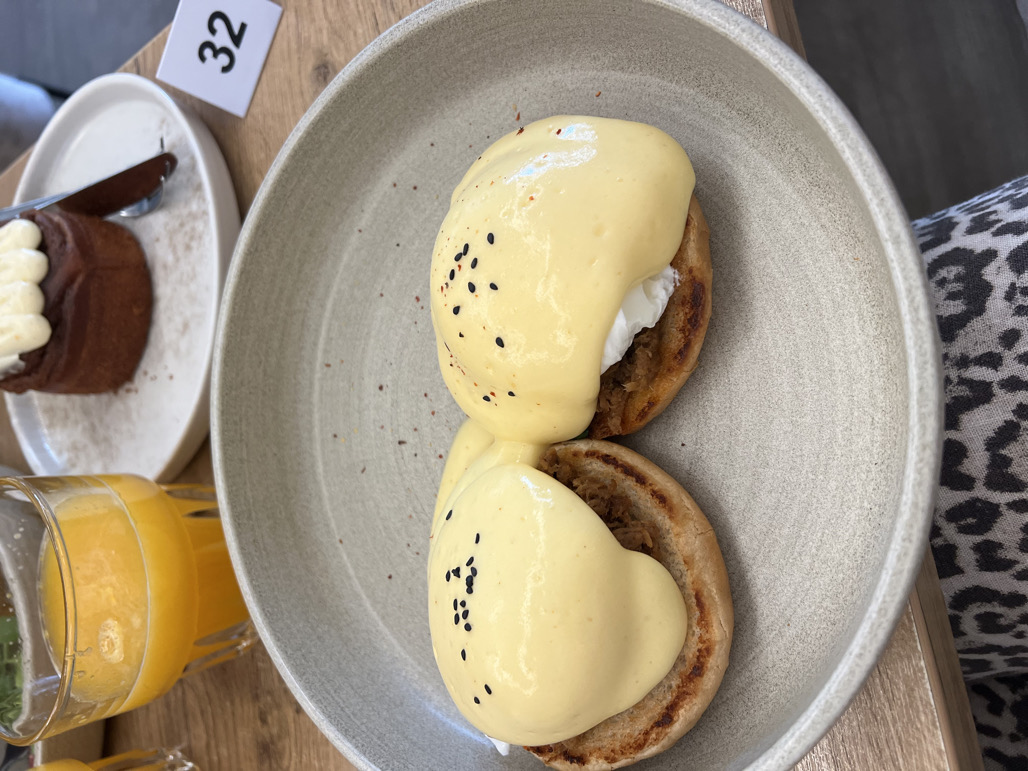 Čia ateinam visada, kai nenorim rizikuot su pusryčiais, o žinom, kad gerai bus🤠