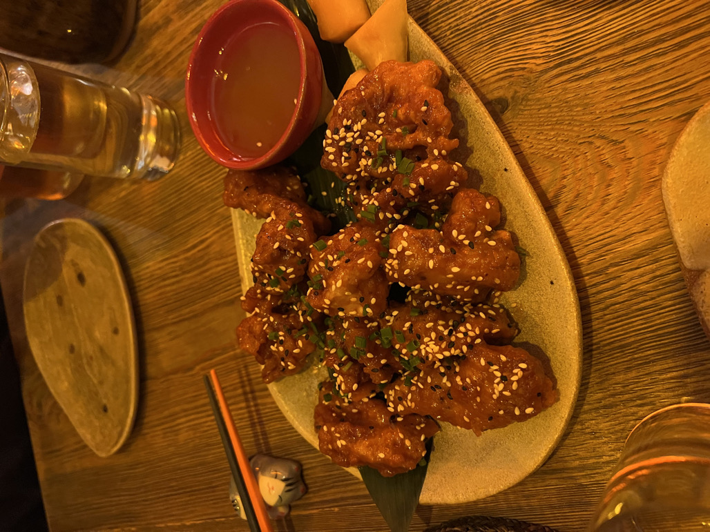 Dėl aštrumo nerimauti neverta, čia jis nelabai jaučiasi. Labai skani, užtektinai