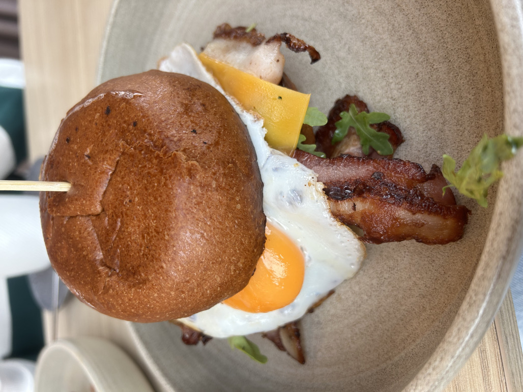 Nelabai patiko sonines ir kiausinio santykis, sonines galetu buti maziau. Apart 