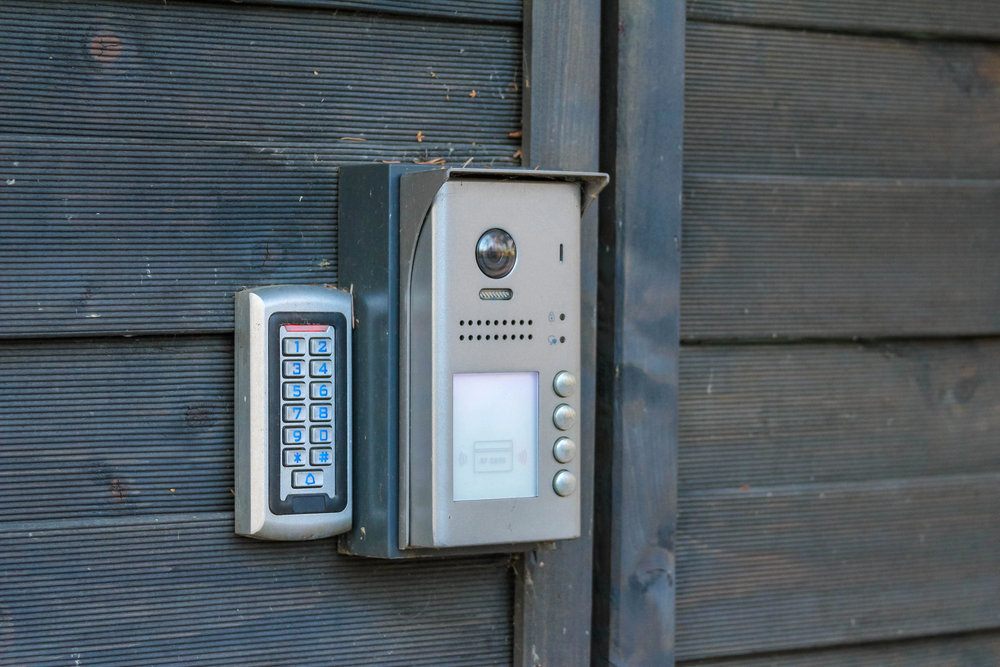 Control de acceso en edificios: la comunidad inteligente ya es real