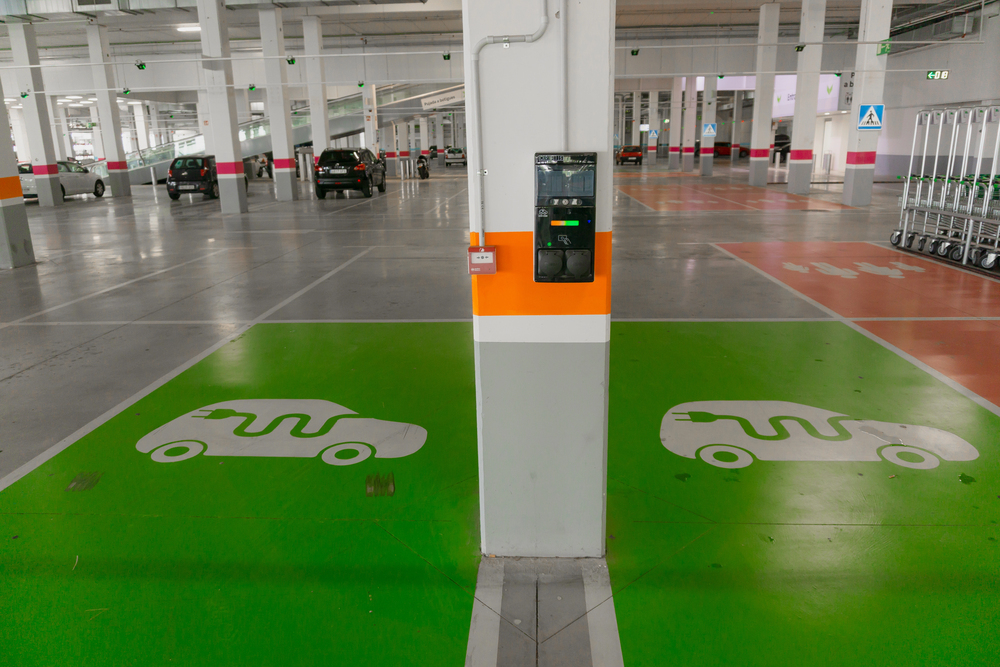 Puntos de recarga coche eléctrico comunidad: guía sostenible 2026