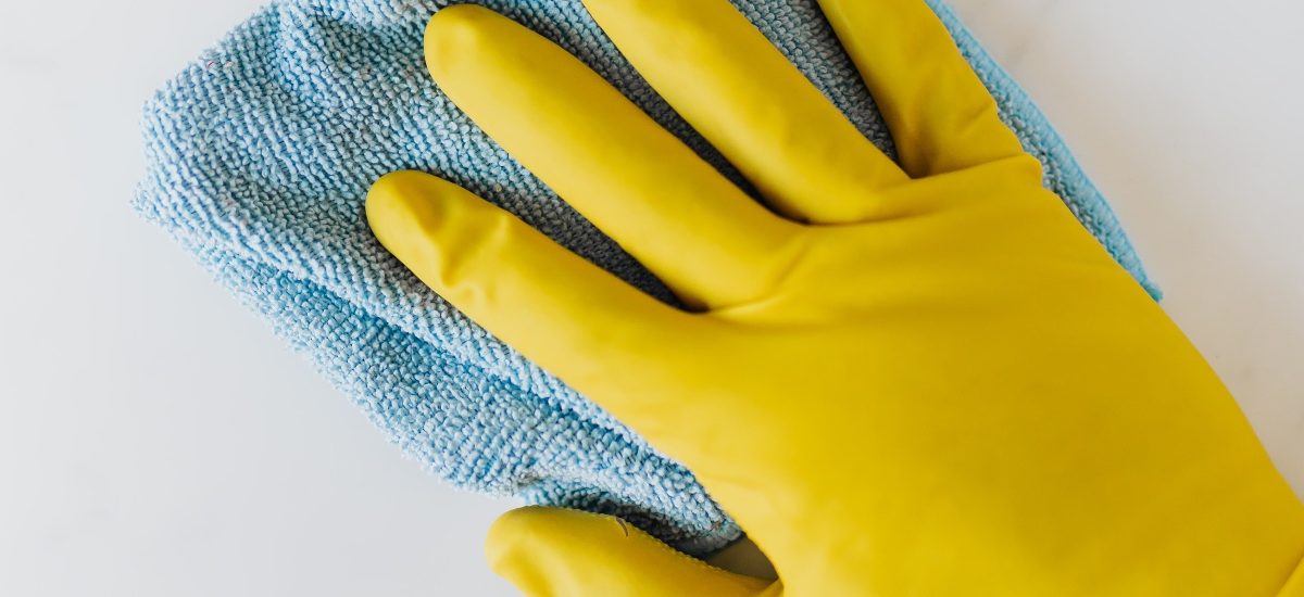 Les humitats a la llar: causes, conseqüències i la importància de la impermeabilització