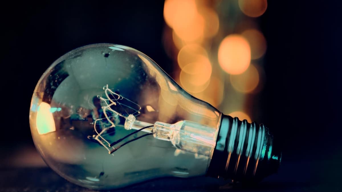 El preu de l'electricitat a Espanya en 2026: què està passant i com pot afectar la teva llar