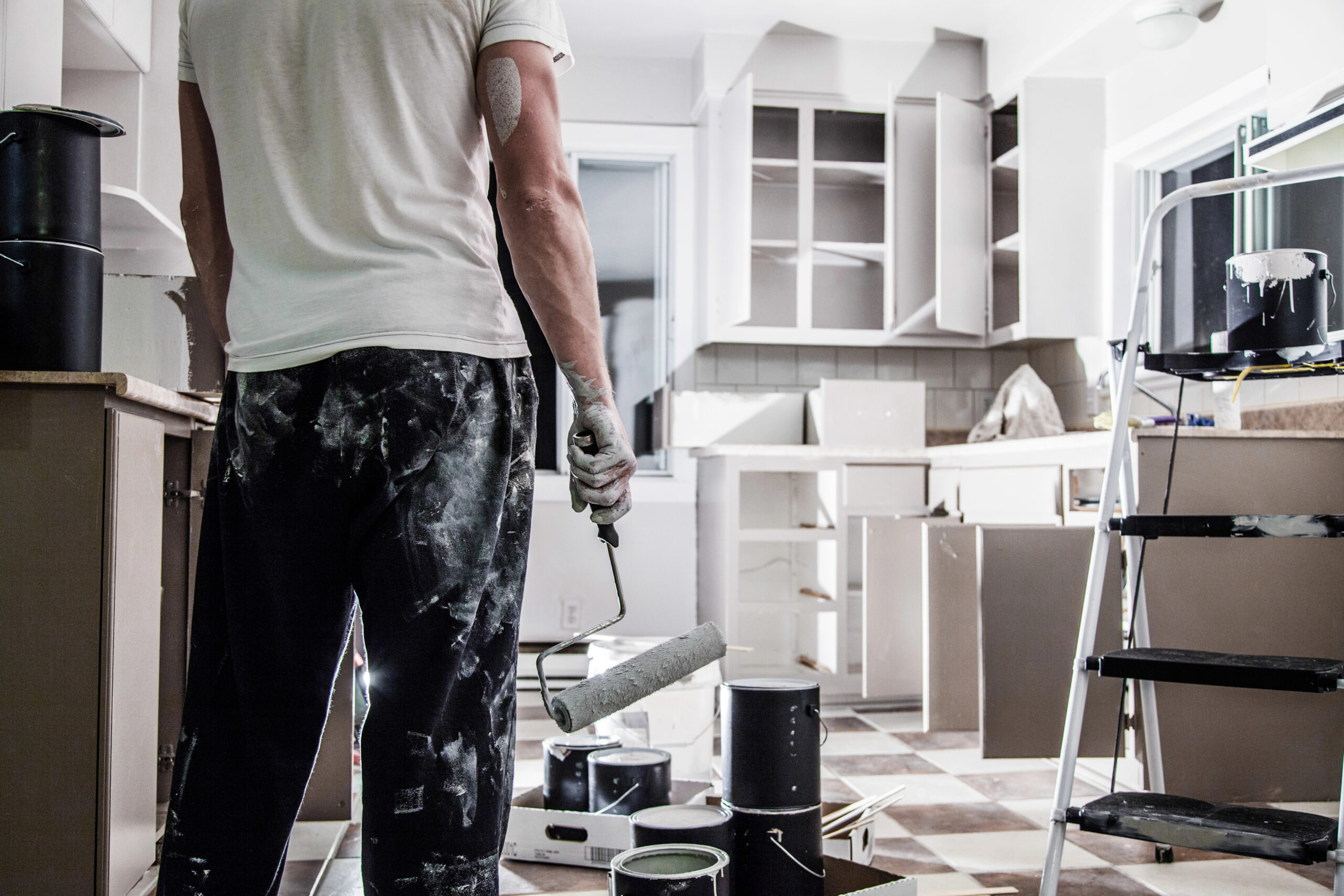 Kitchen paint: trends, colors and tips to renovate your space in 2026