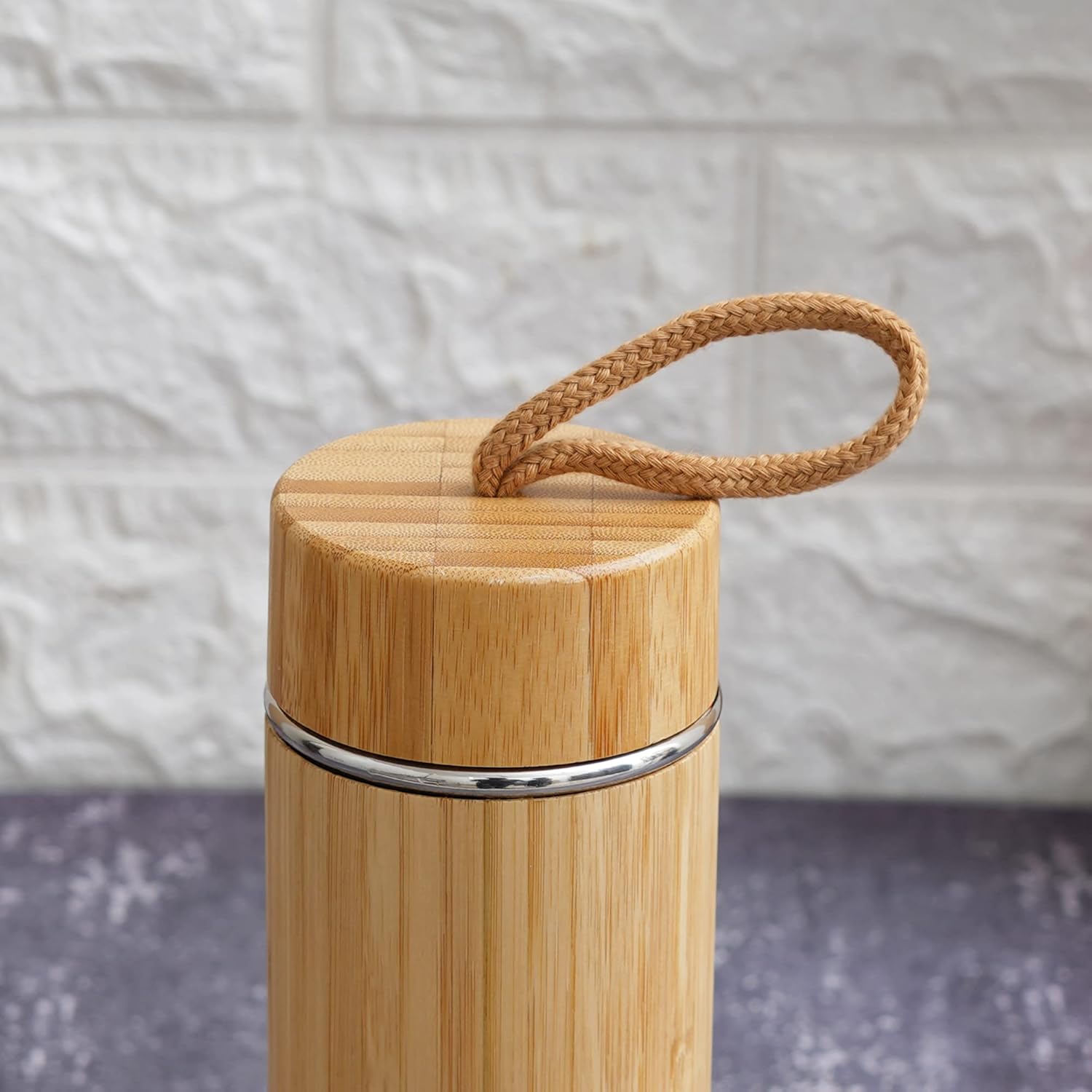 Natural Bamboo Stainless Steel Insulated Flask With Carryring Loop (500ml) - 3